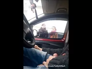 დღეს, ბავშვი როლს ას ...