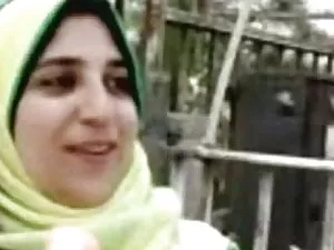 Chubby bitch ბისექსუ ...