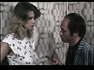 ახალგაზრდა გოგონას მ ...